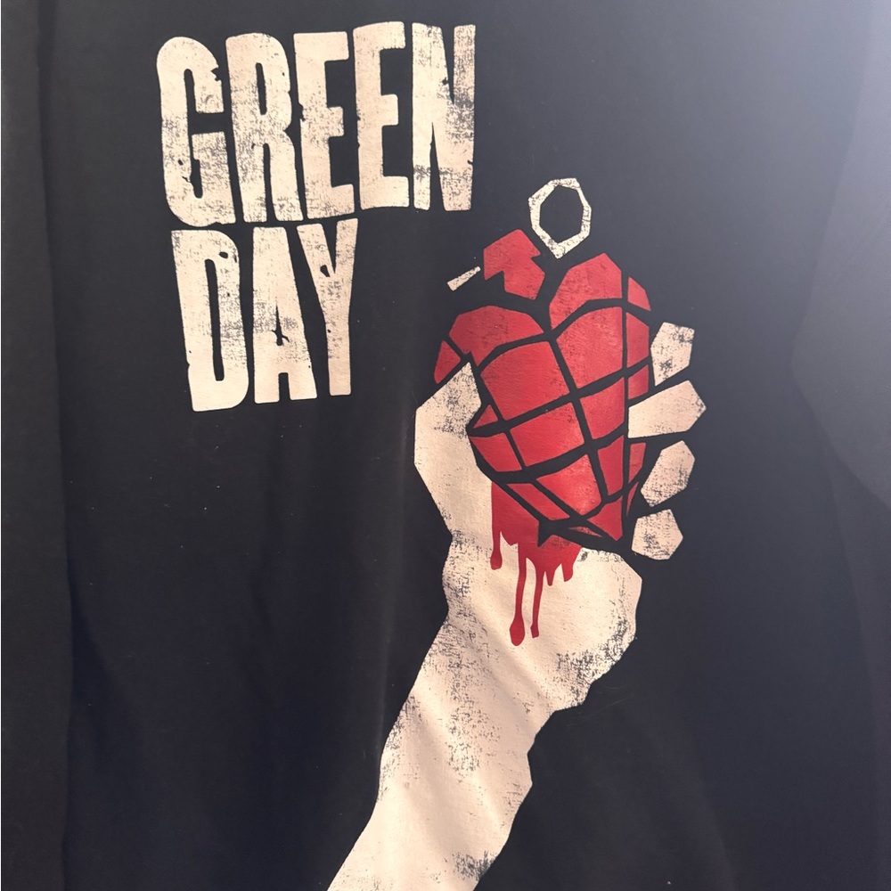 Green Day Black American Idiot Graphic Sweatshirt - Picture 2 of 4